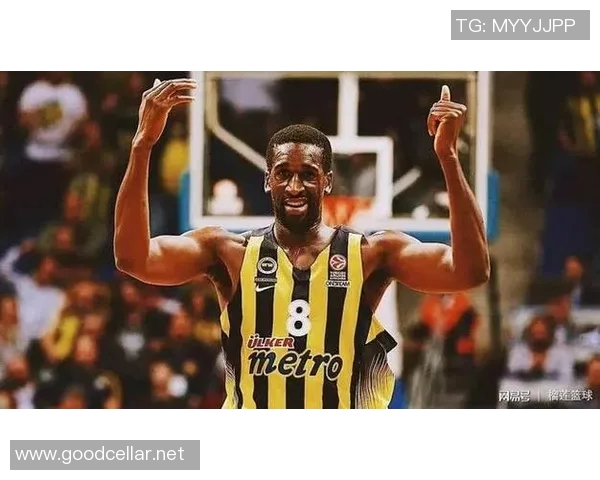 膝盖受伤的足球明星如何克服伤痛重返赛场的励志故事 膝盖受伤的足球明星如何克服伤痛重返赛场的励志故事