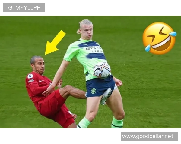 足球明星们的搞笑日常瞬间大盘点让你捧腹大笑的趣味时刻合集