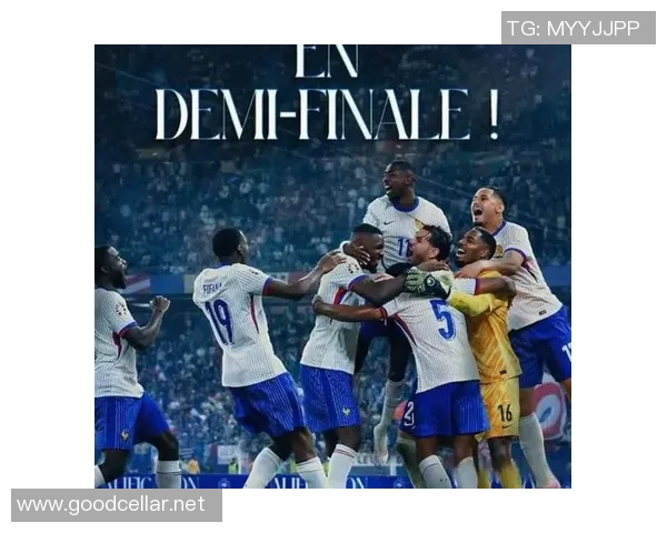 足球明星突发重病引发球迷担忧视频曝光感人瞬间引发广泛关注