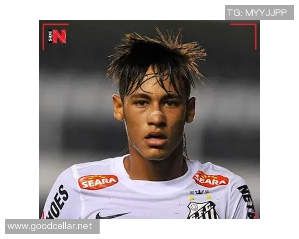 足球明星同款卷发女神打造时尚魅力发型的秘诀与技巧分享 足球明星同款卷发女神打造时尚魅力发型的秘诀与技巧分享