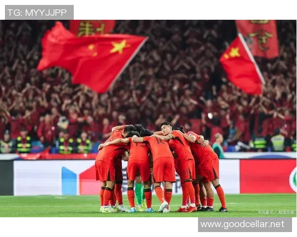 春晚舞台上的足球明星们都有哪些人曾经闪耀过 春晚舞台上的足球明星们都有哪些人曾经闪耀过